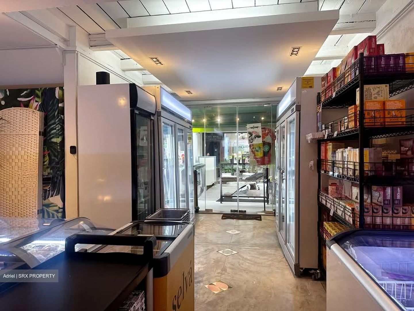 North Bridge Road (D7), Retail #574072751
